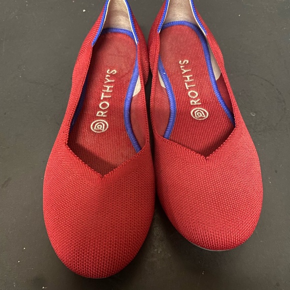 Rothy's Vibrant Red Flats with Blue Trim - Picture 4 of 10